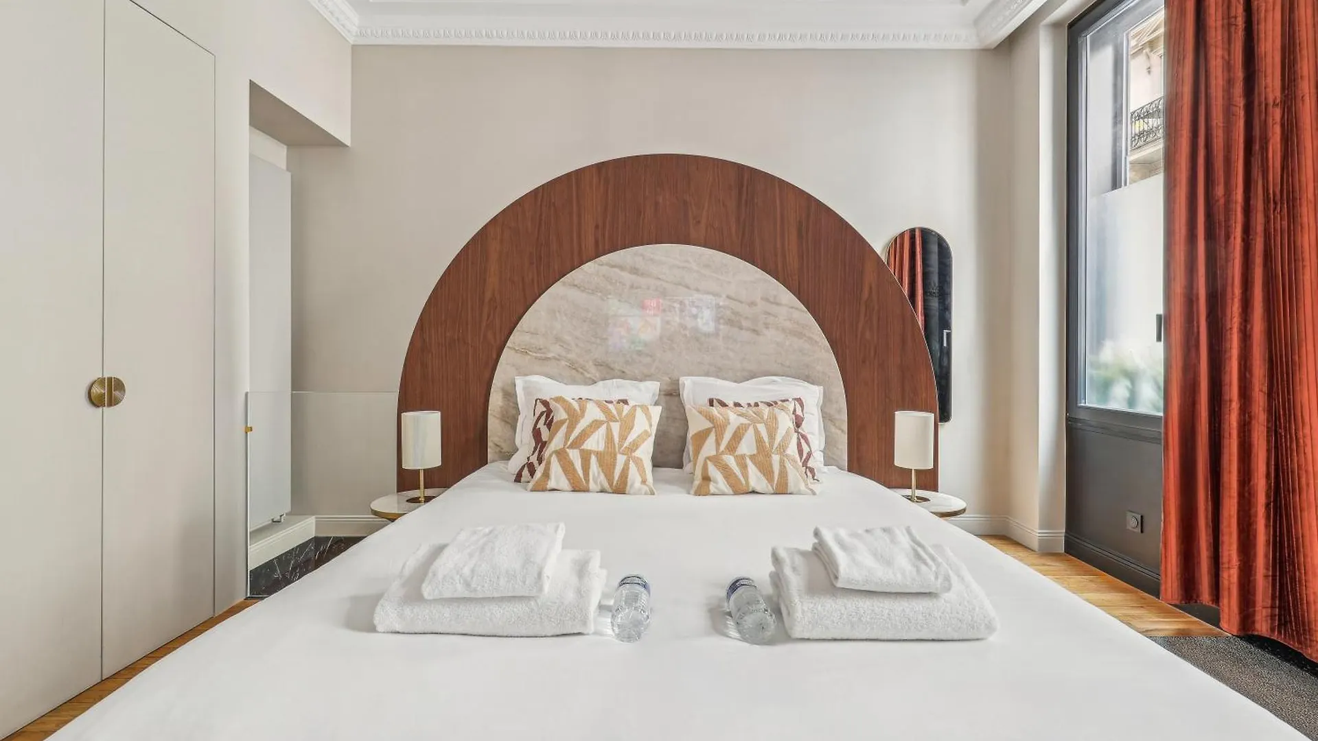 Modern Apartment - 2P - Parc Monceau Paris