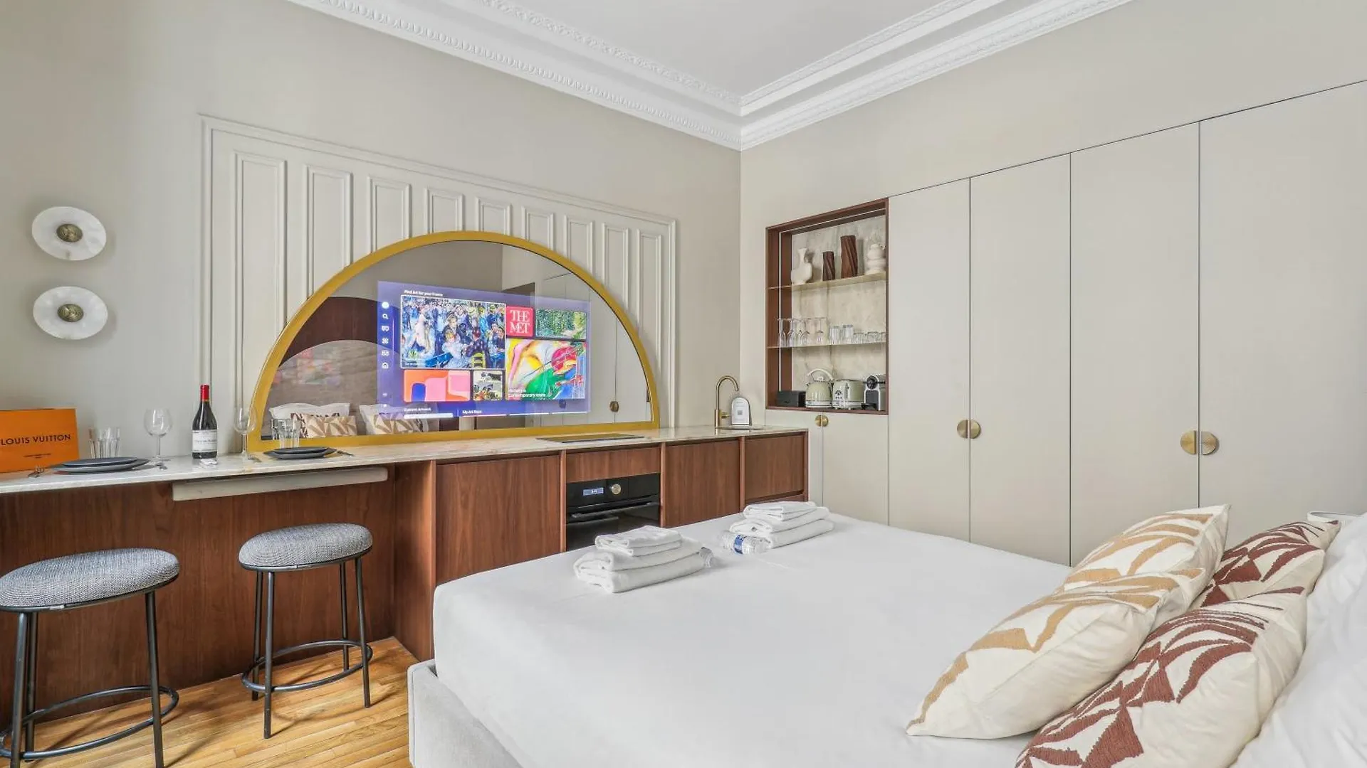 Modern Apartment - 2P - Parc Monceau contacts